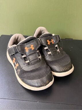 Under Armour Black and Orange Kids' Hook-and-Loop Athletic Sneakers